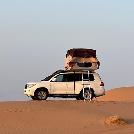 Crescent Desert Private Camp Shāhiq Exterior foto