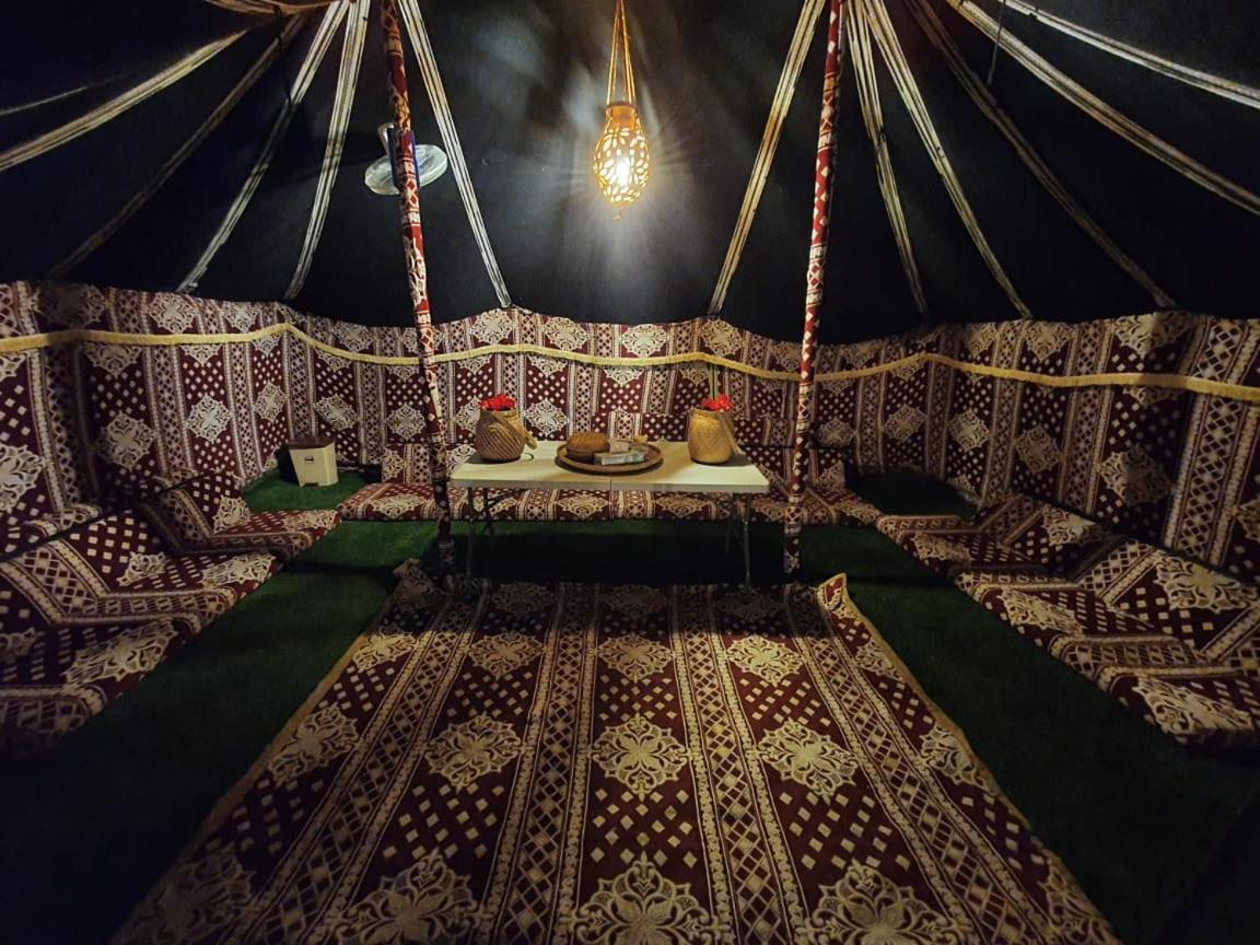 Crescent Desert Private Camp Shāhiq Exterior foto